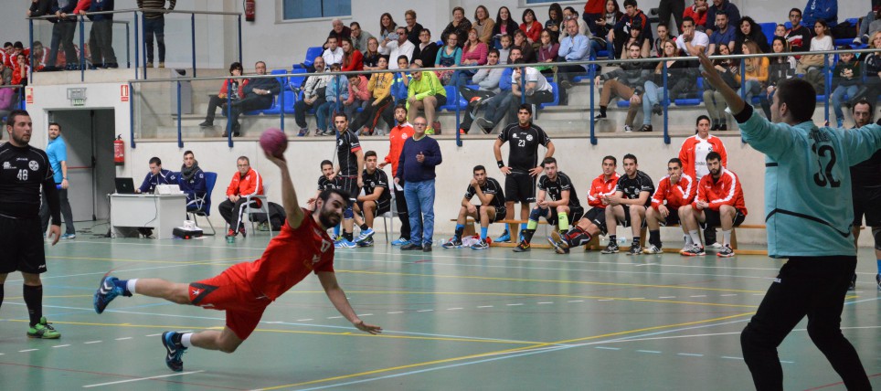 El CBM busca dos puntos clave en su visita a la pista del Manzanares