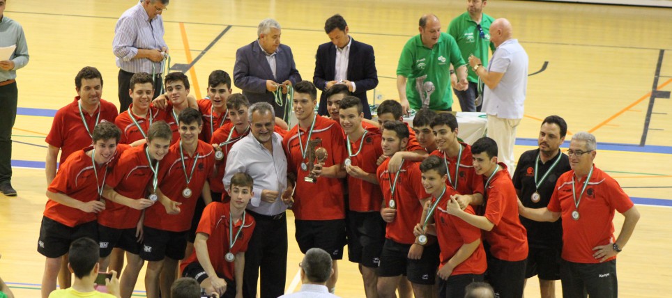 Meritorio bronce para el Cajasur CBM en el CADEBA cadete de Algeciras