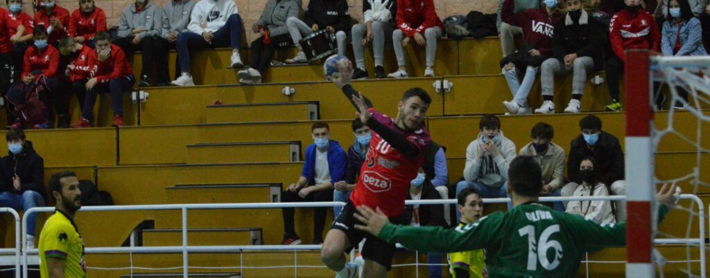 El Cajasur CBM termina cediendo ante el Trops Málaga tras una mala segunda parte