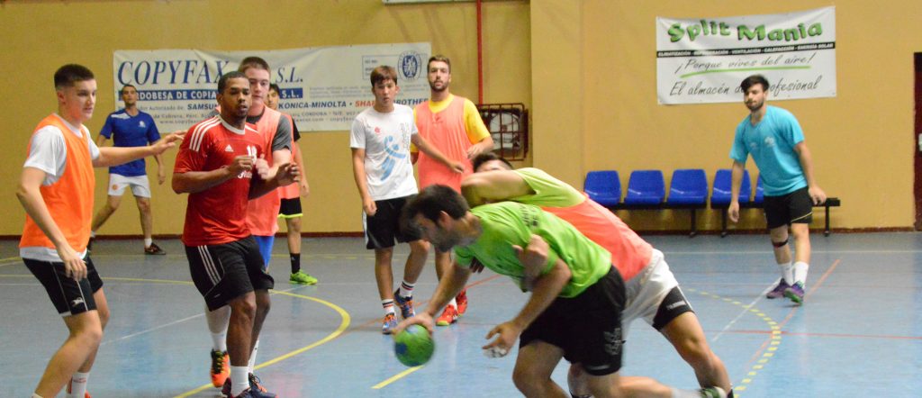 Tablas entre Aguilar y Cajasur CBM tras un vibrante derbi provincial