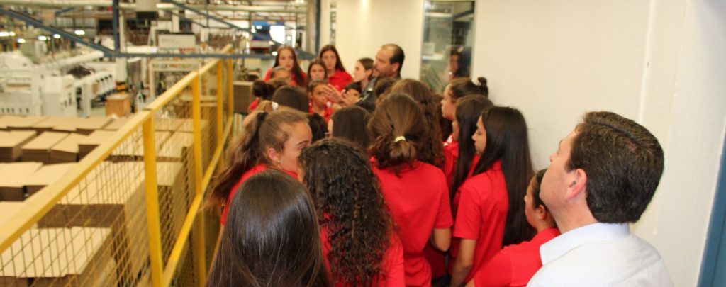 Las guerreras granates visitan Smurfit Kappa y Splitmania