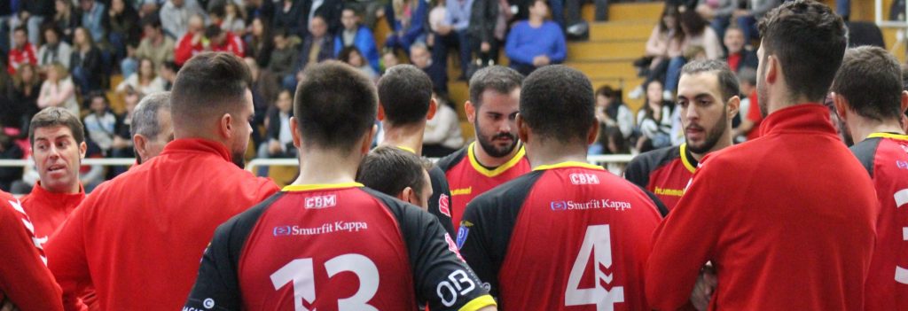 Primer derbi en la pista del BM Aguilar Aceitunas Torrent