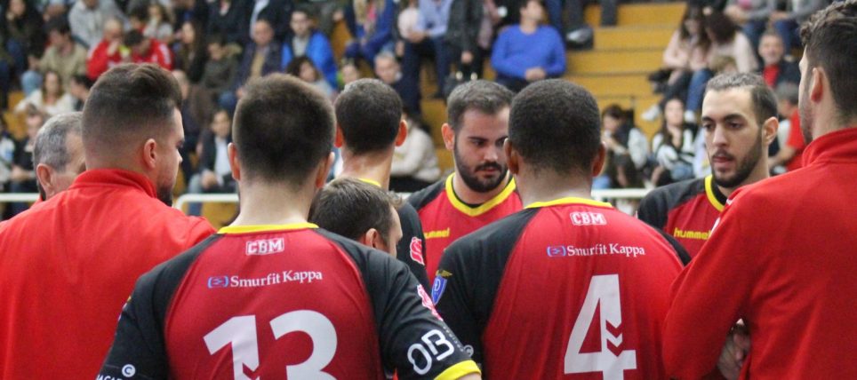 Primer derbi en la pista del BM Aguilar Aceitunas Torrent