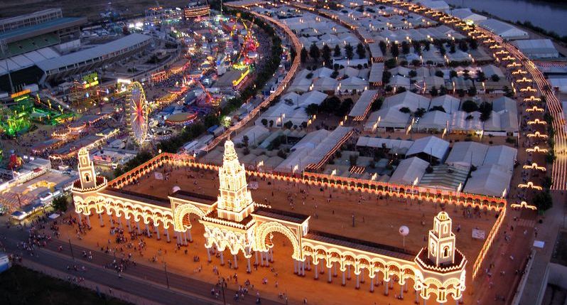 Almuerza con el CBM el jueves de Feria en la caseta El Ruedo